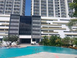 Golf View, New Studio Apartment Grand Residences Cebu, North Tower A