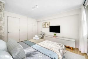 Holanda Urban Apartment 2BR steps to Costanera