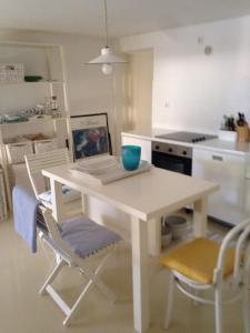 White Apartment Krk With Private Garden