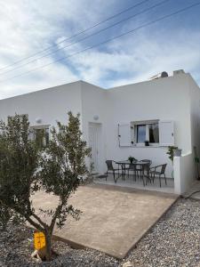 NAXIAN OLIVE House