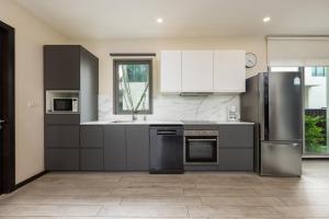 Laem Ka Residence by Tropiclook
