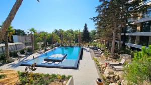 Exclusive Sea View Apartment Free WiFi & Pool