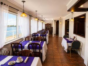 Harbourview Inn, SureStay Collection by Best Western