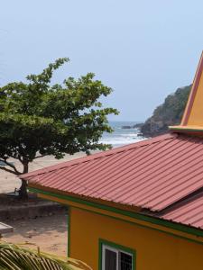 Shrees Seaside Homestay - Sea Pearl