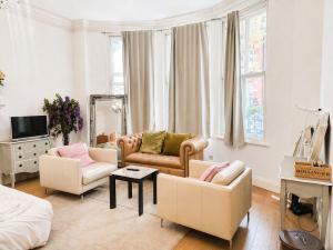 The W8 Hideaway Chic 1 Bed Sleeps 4