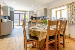 3 Bed in Bude oc-harve
