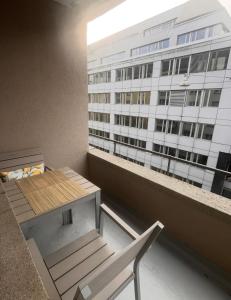 Spacious, well-equipped 2 room apartment at top central location
