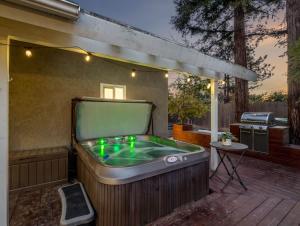 The Del Mar Haven - Luxurious Retreat in Fresno