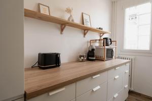 T3 lumineux avec balcon et parking, 6 pers, Procé