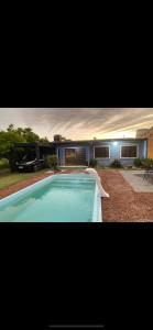 casa com piscina