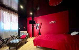 LOVE Room intime & élégante-Expérience Romantique près de Royan, Côte Atlantique