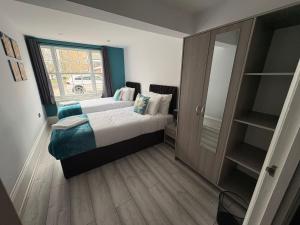 Tavistock House, Flat 2