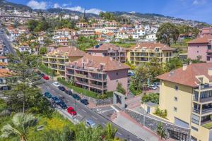Living Funchal by Homie