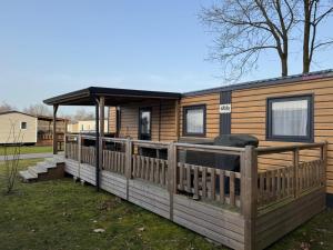 Ruim chalet in Drenthe, nabij bos en strand