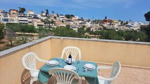 Rooftop BBQs, Beach Days & Blue Lagoon Sunshine