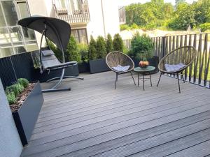 Top Central Location New Designer Apartment with Terrace