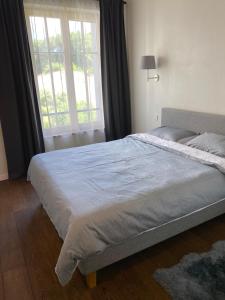 Top Central Location New Designer Apartment with Terrace