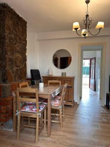 Casa rural en La Adrada con jardín