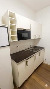 Urban Oasis Modern Two-Room Apartment in the Center of Padua