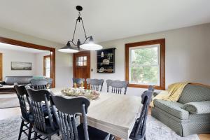 Bring Your Pup! Historic Family Home in Darlington