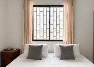 Cozy Apto Inside the Historic City of Cartagena