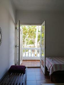 Casa Pé na Areia Cantão do Bora Bora - Manaaki Surf Hostel