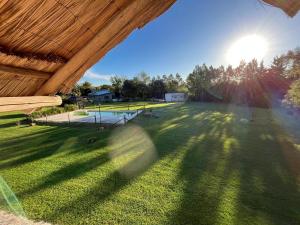 Casa quinta con enorme parque, parrilla, hogar, piscina a 1 hora de CABA