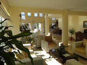 Marsin Hotel & Bungalows