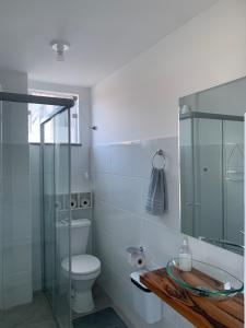 Studio moderno com cozinha completa e Wi-Fi centro