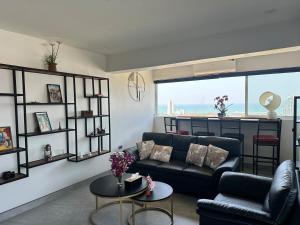Beautiful 2-Bedroom Apartment with Pratamnak Sea View