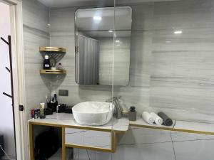 Beautiful 2-Bedroom Apartment with Pratamnak Sea View