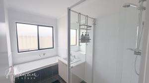 King Suite with Spa Bath