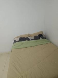 Apartamento con piscina en conjunto cerrado