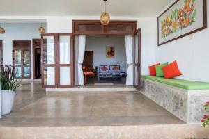 Lagoon-Facing Negombo Villa with Pool