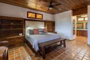 Hacienda Litibu Villa