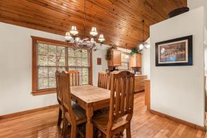 SBL14 -Mayberry Lodge