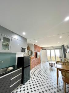 Dung Muong Thanh Seaview Apartment