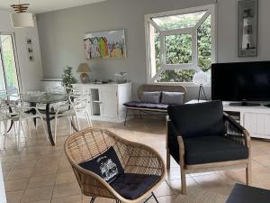 Maison avec piscine chauffée - 8 pers. - FR-1-878-5
