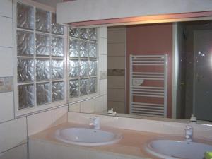 Appartement avec parking - 4 pers. - FR-1-878-18