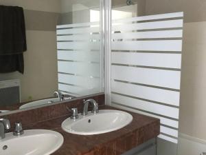Appartement avec balcon - 46 pers. - FR-1-878-24