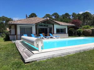 Villa familiale avec piscine chauffée - 6 pers. - FR-1-878-14