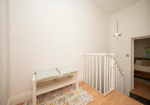 Spacious House - 4 Bedrooms Near Dulwich - Pass the Keys