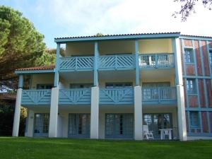 Appartement confortable avec terrasse - 4 pers. - FR-1-878-58