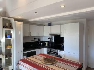Appartement duplex, parking, animaux acceptés - 6 pers. - FR-1-878-63