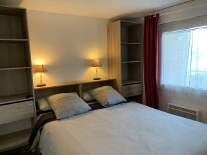 Appartement duplex, parking, animaux acceptés - 6 pers. - FR-1-878-63