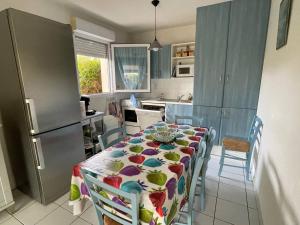 Maisonnette chaleureuse - 45 pers. - FR-1-878-64
