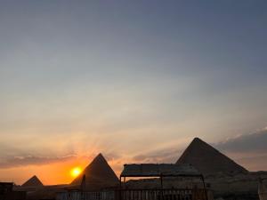 Karnak Jacuzzi pyramids view