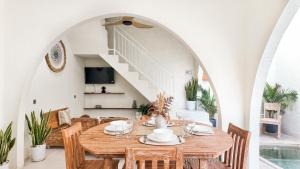 2BR villa central Seminyak, walking distance to Cafes and Restaurant