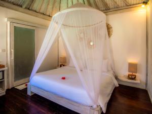 Ora Resort Gili Meno