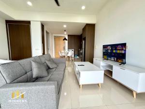 Luxury Stay in Grand Medini near legoland by Minnens Homes